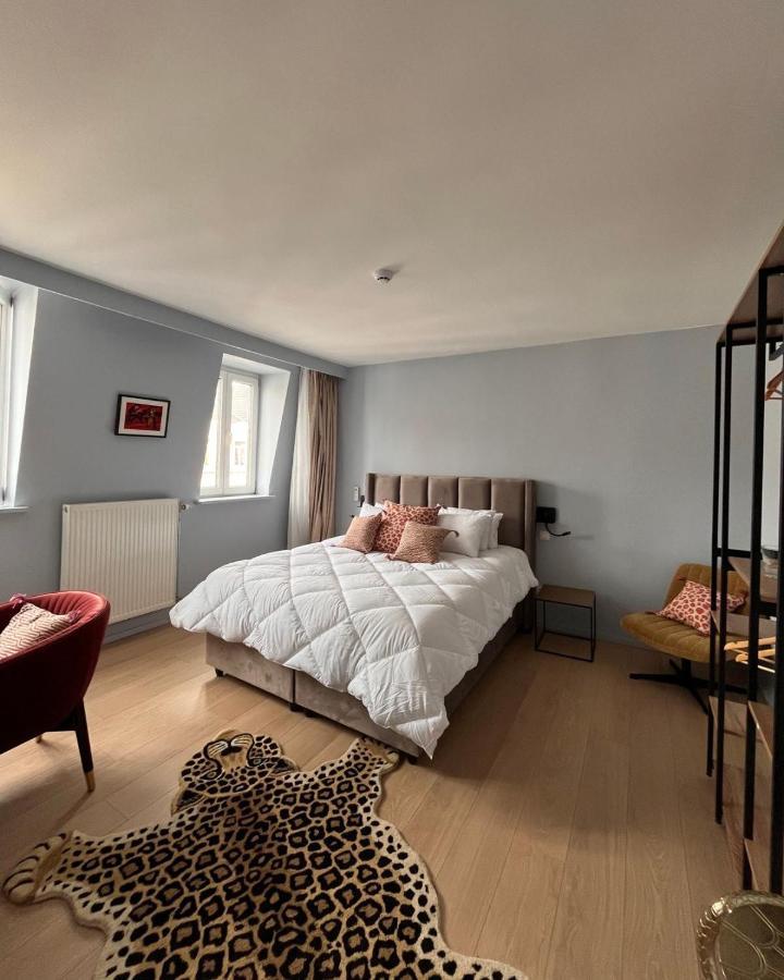 Hotel La Piece Брюссель Экстерьер фото